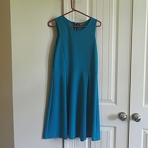 Sleeveless dress